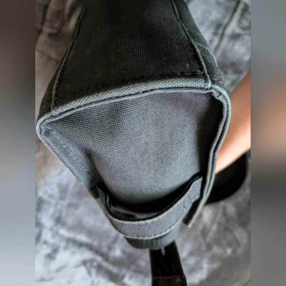 Marc Jacobs The Canvas Small Tote Bag Clutch And Crossbody!  In Great Shape! - Picture 7 of 12